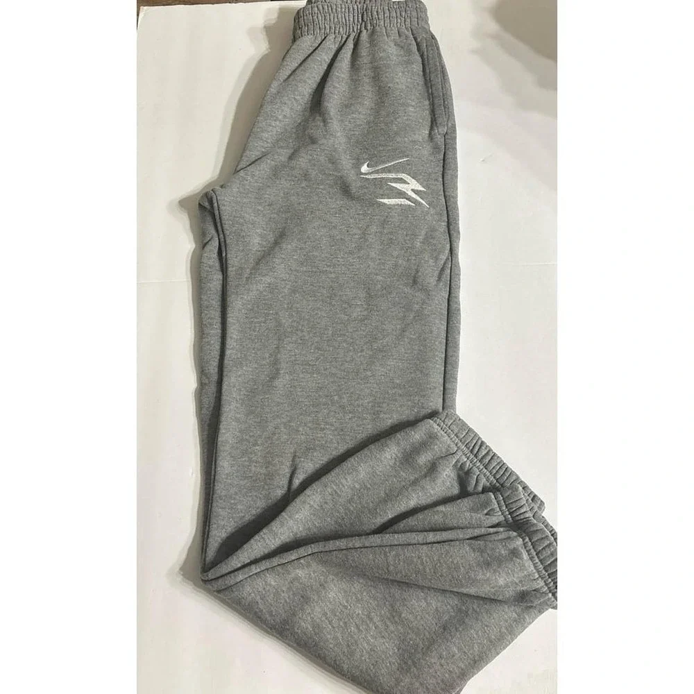 Nike 3brand Gray Joggers (Boys Youth Large)